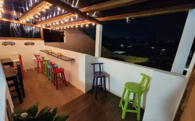 Suites del Barrio Hotel