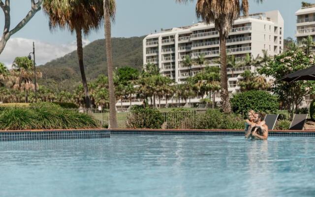 Pacific Bay Resort Suite