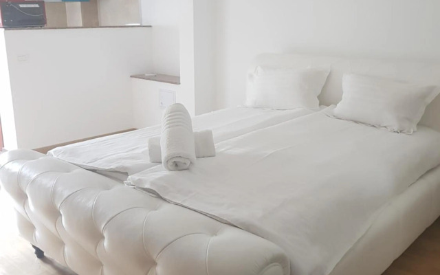 Ritmului Mega Mall Studio