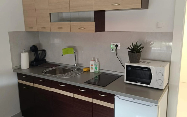 Novi studio apartman Emda u centru Splita, private parking
