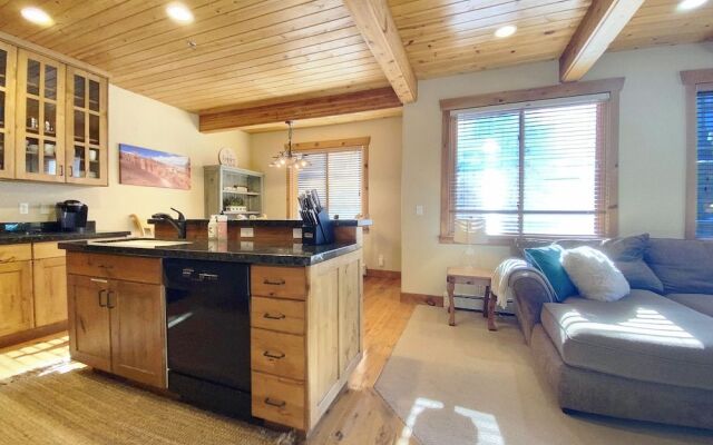 Settlers 2 Bedroom Condo by RedAwning