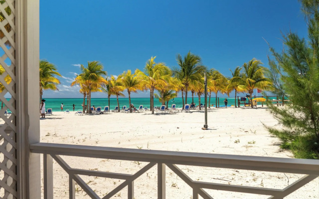 Viva Fortuna Beach by Wyndham, A Trademark All Inclusive