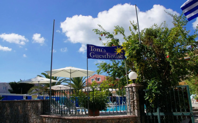 Toni's Guesthouse