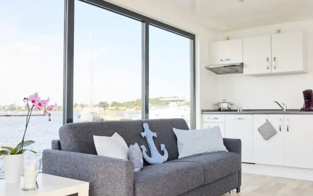 Houseboat in Egernsund at the Marina Minde