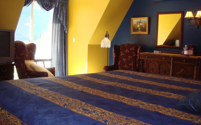 Three Valley Lake Chateau