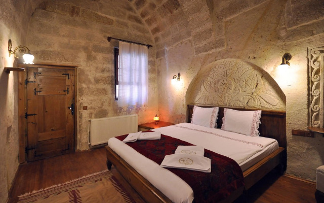 Has Cave Konak
