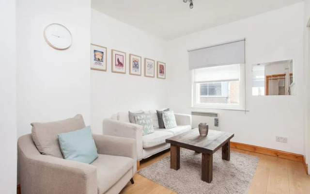 Basic Apartment for Two Amazing Location