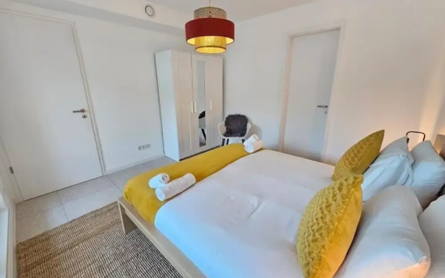 New 2BR Flat in Limpertsberg City center
