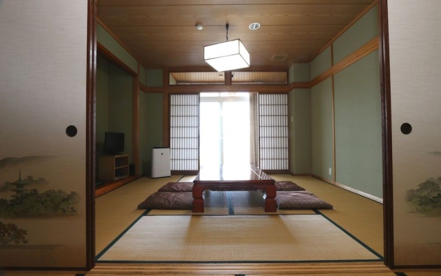Ryokan Oomasa – Guest Rooms – Karatsu