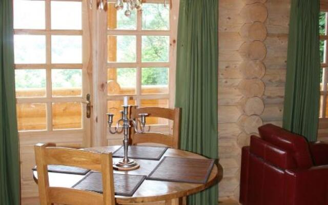 BCC Loch Ness Log Cabins