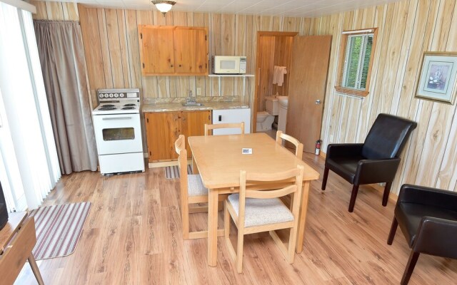 Motels Chalets Flots-Bleus