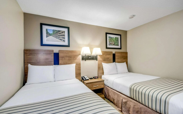 Suburban Studios Sterling - Washington Dulles