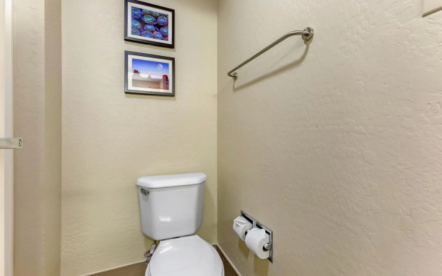 Comfort Inn & Suites Surprise Near Sun City West