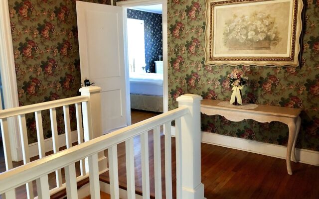 Holder House Rentals