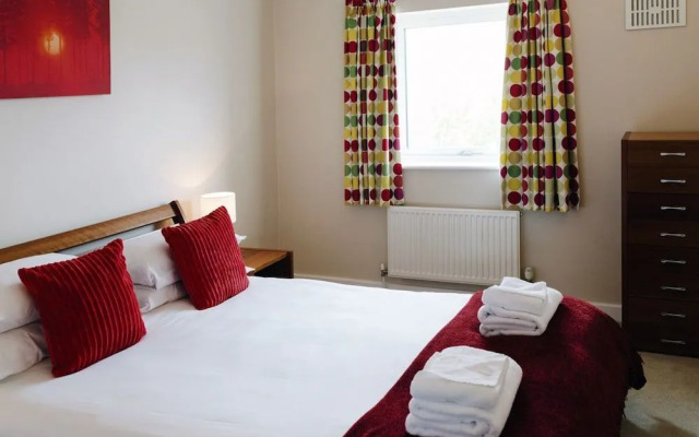 Your Space Apartments - Market Rise