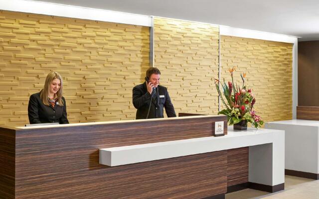DoubleTree by Hilton Hotel West Edmonton