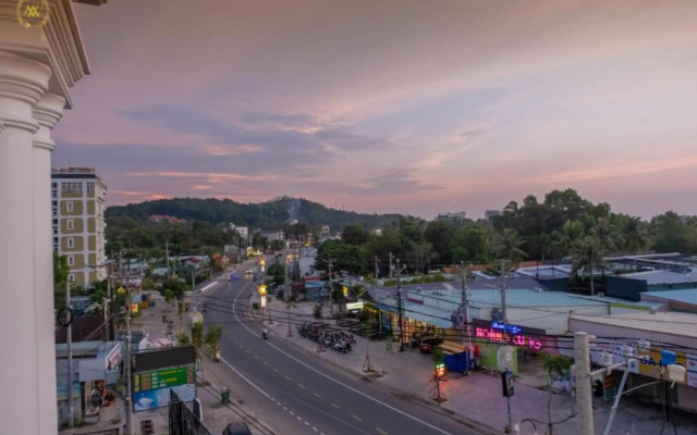Nguyen Nhan Hotel