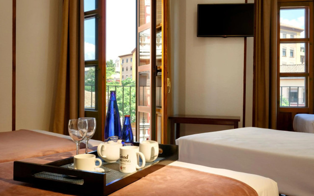 Hotel EXE Triunfo