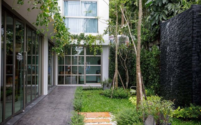 9 Suite Luxury Boutique Hotel