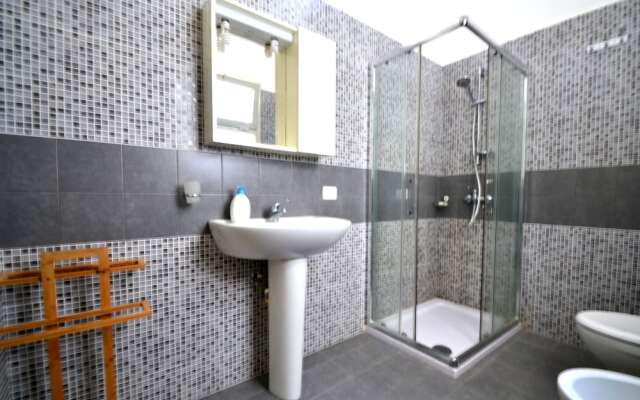 Luce Holiday Home With air Conditioning for 5 Guests