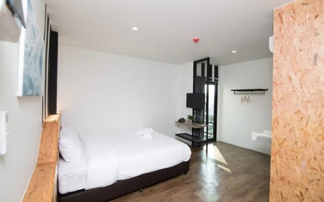 The Arbern Hostel x Bistro