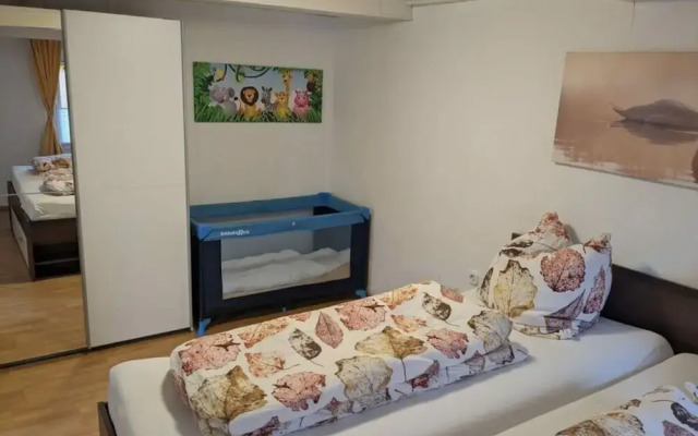 Huus Meta Modern Retreat