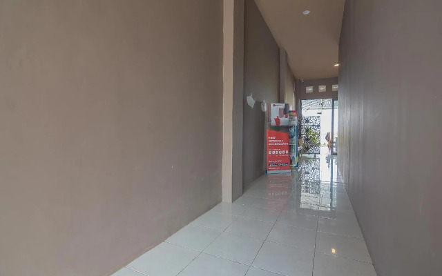 Formerly Reddoorz Hostel @ Grand Pangandaran