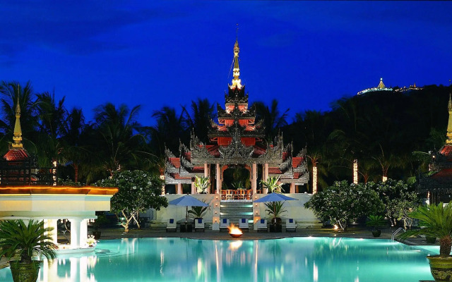 Mercure Mandalay Hill Resort