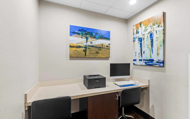 Days Inn by Wyndham Rockdale Texas