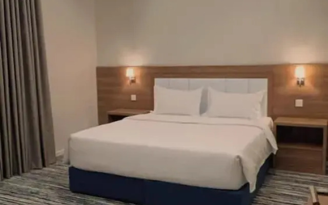 Holiday Plus Mishrifah Apartments