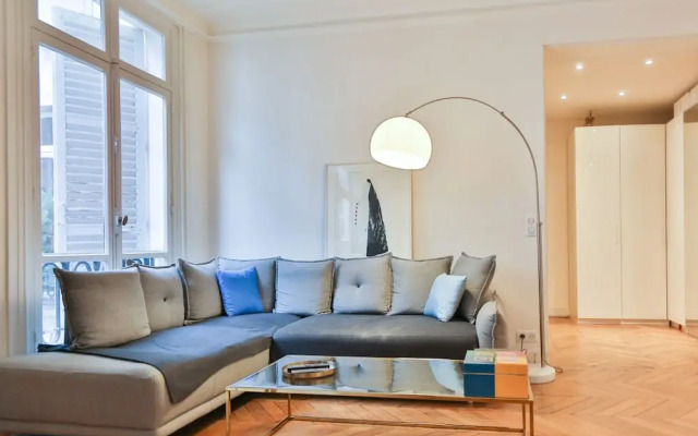 Secret Villiers I Stylish 2 Bed Apt in Villiers