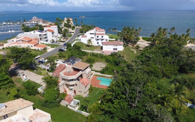 Picturesque Ocean View House With Private Pool Generator for Entire House