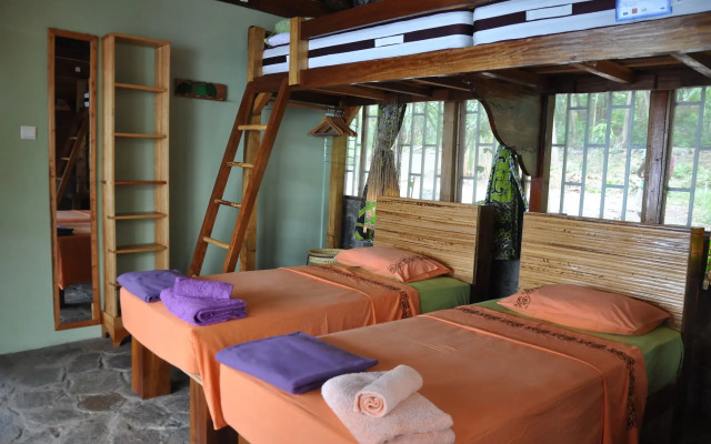 Mucumbli Hotel