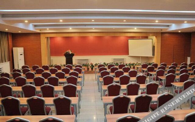 Minzu Building Express Hotel (Zhengzhou Zijing Shandong Street Subway Station)