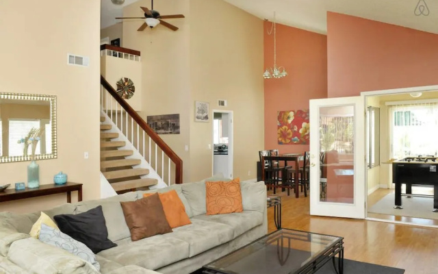 Luxury 4br 8min to Las Vegas Strip