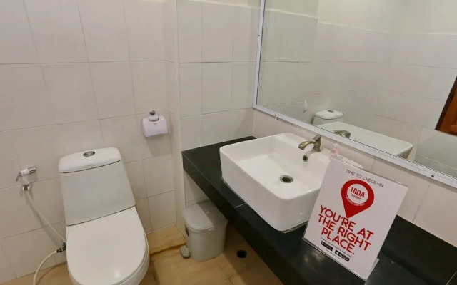NIDA Rooms Sop Tui 52 Rail Road
