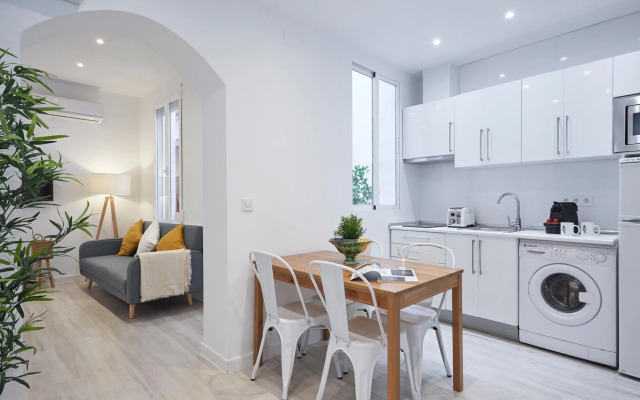 LEEWAYS APARTMENT in ZURITA