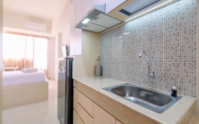 Simply Look Studio At Evenciio Margonda Apartment