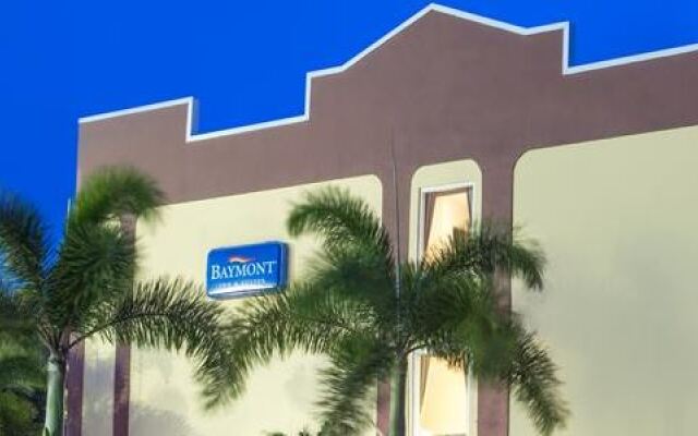 Baymont Inn  Suites Orlando