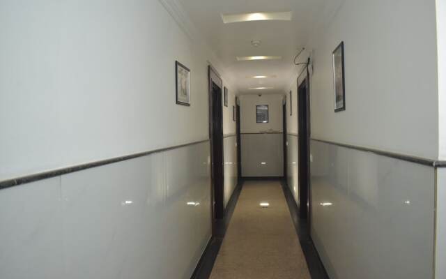 Qotel Hotel Signature BNB-Ashok Vihar