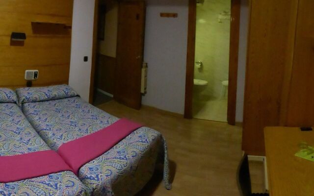 Hostal Rioja Condestable