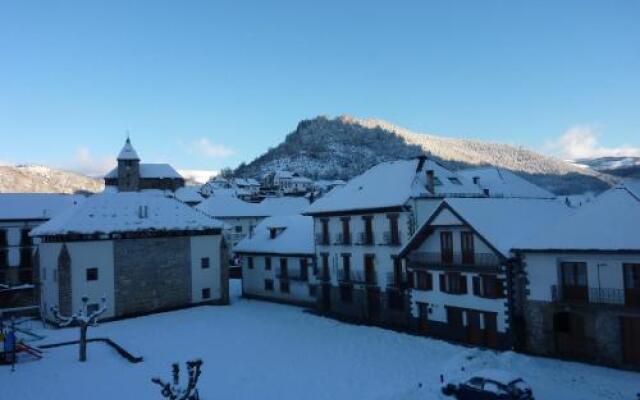 Hotel Rural Auñamendi