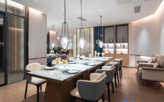 Wuzhishan Qingneng Lijingwan Hotel