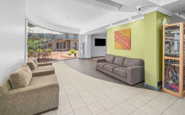 Stay at Alice Springs Hotel
