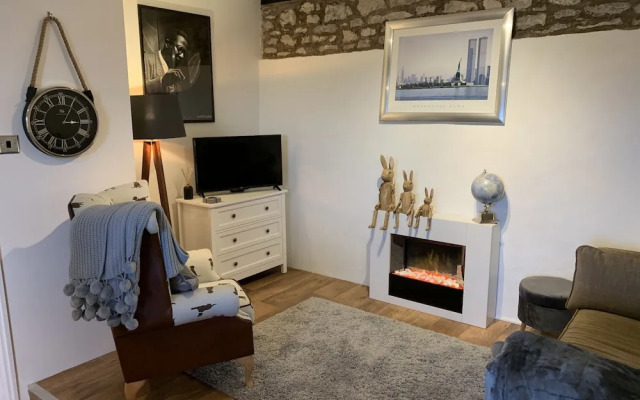 Characteristic & Cosy Self-contained 1 Bed Annexe