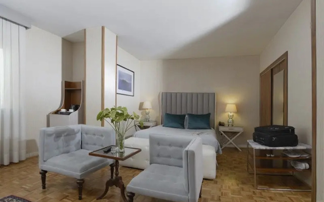 Ferdowsi International Grand Hotel