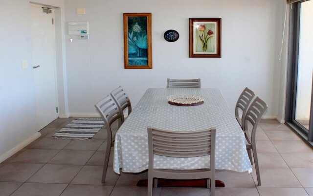 Beachside Villa Muizenberg Beachfront