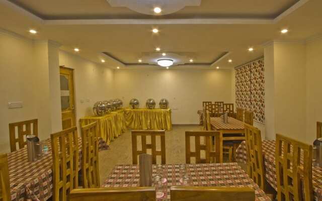 The Paramount Inn