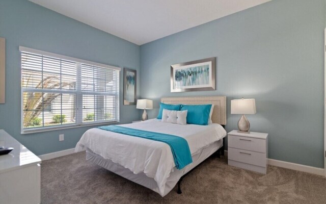 Beautiful 4Bd Pool TH, Storey Lake-4815DS