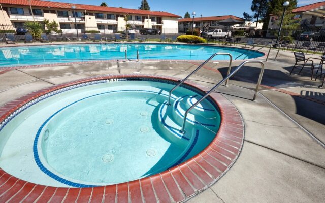 The Sandman Santa Rosa Sonoma, Ascend Hotel Collection
